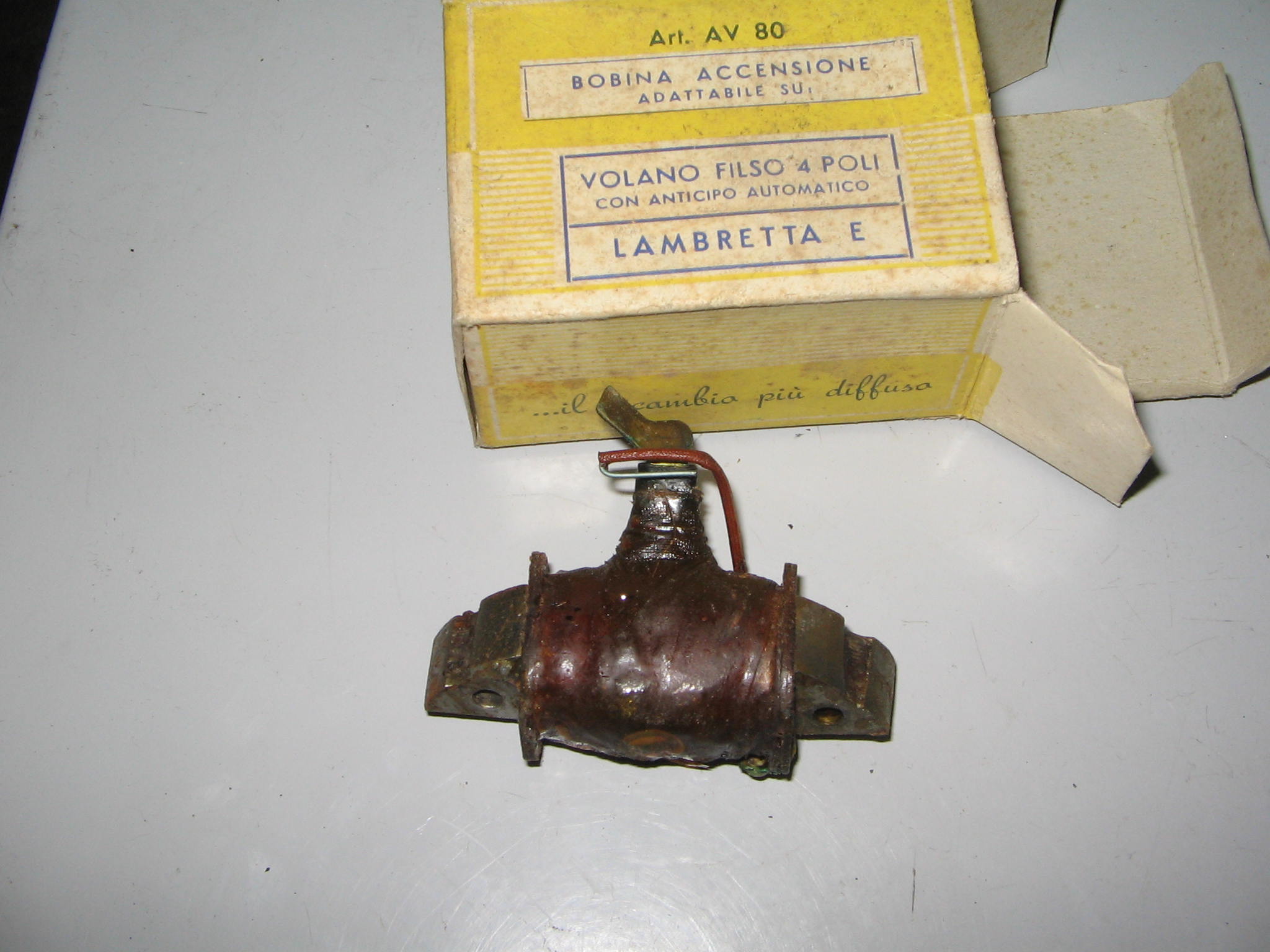 BOBINA LAMBRETTA E--N.7084